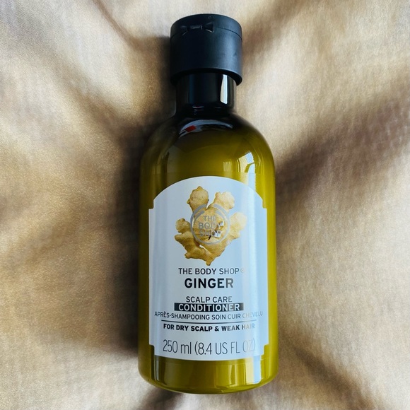 Body Shop Ginger Scalp Care Shampoo and Conditioner 250mls - Picture 2 of 3
